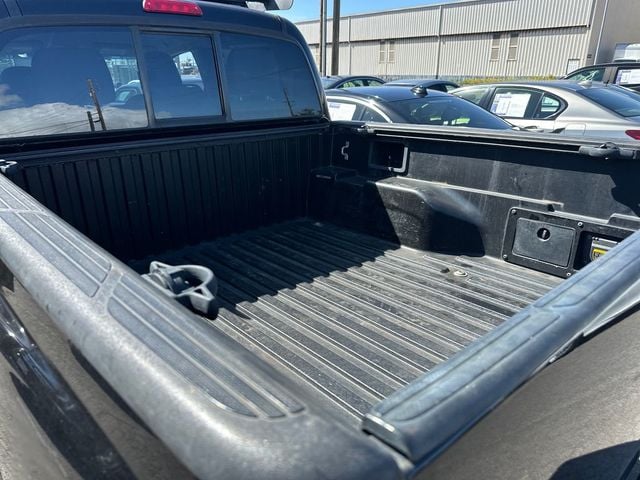 2012 Toyota Tacoma 4WD Double Cab V6 Automatic - 22980611 - 20