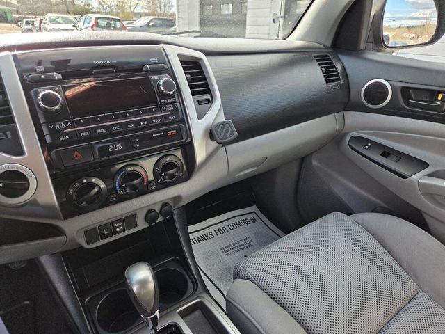 2012 Toyota Tacoma 4WD Double Cab V6 Automatic - 23013492 - 16