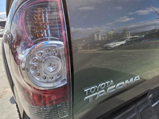 2012 Toyota Tacoma 4WD Double Cab V6 Automatic - 23013492 - 26