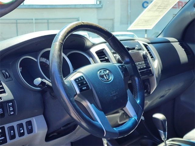 2012 Toyota Tacoma 4WD Double Cab V6 Automatic - 21898757 - 11