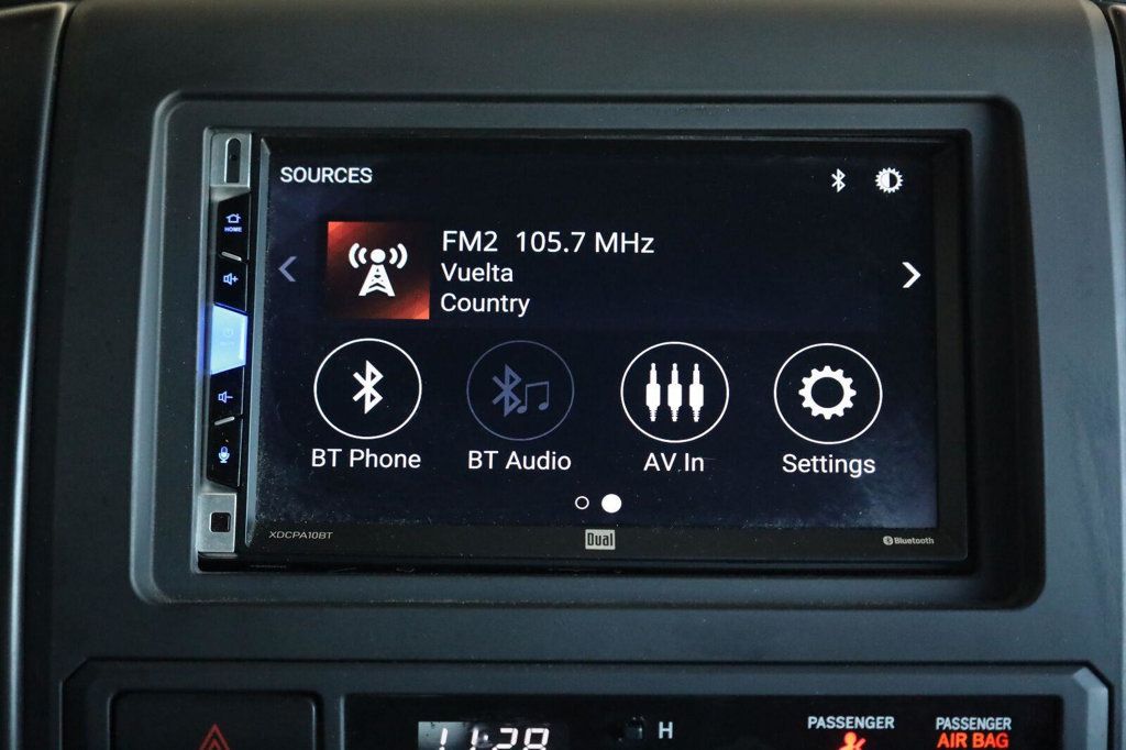 Toyota Tacoma photo 33