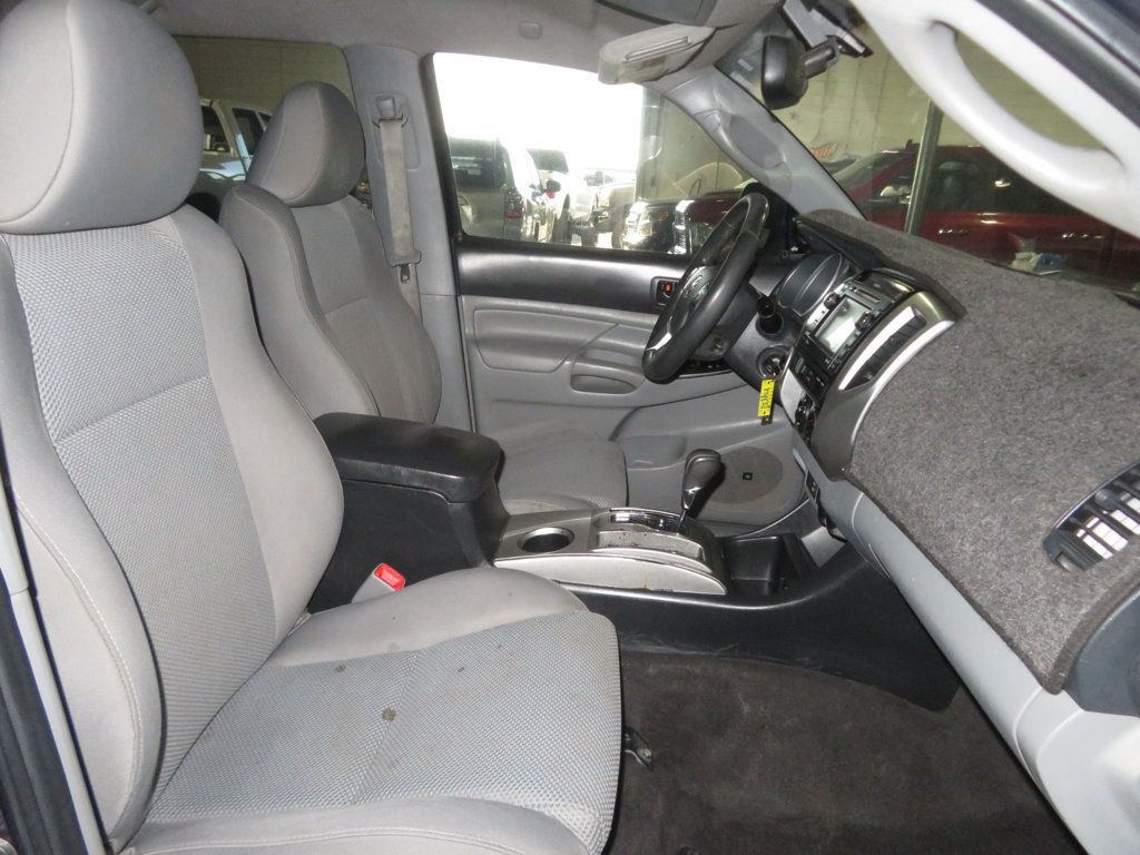 2012 Toyota Tacoma EXTRA CLEAN DOUBLECAB 4X4 TACOMA 4.0 SOUTHWEST TRUCK NO RUST  - 22937662 - 32