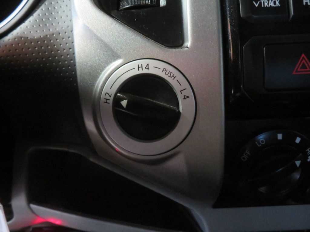 2012 Toyota Tacoma EXTRA CLEAN DOUBLECAB 4X4 TACOMA 4.0 SOUTHWEST TRUCK NO RUST  - 22937662 - 39