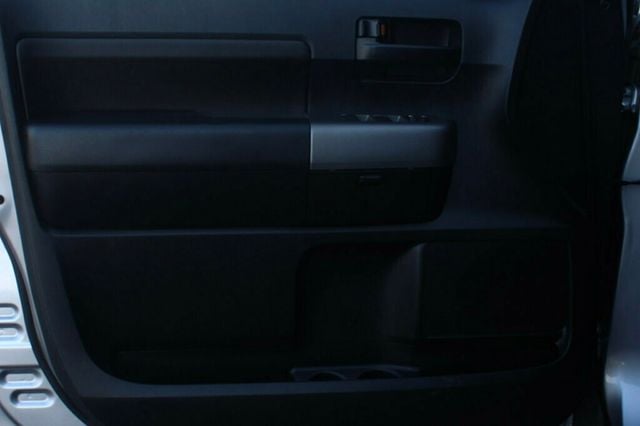 2012 Toyota Tundra 4WD CREWMAX W/ TOW PKG, 18" ALLOY WHEELS - 22963016 - 20