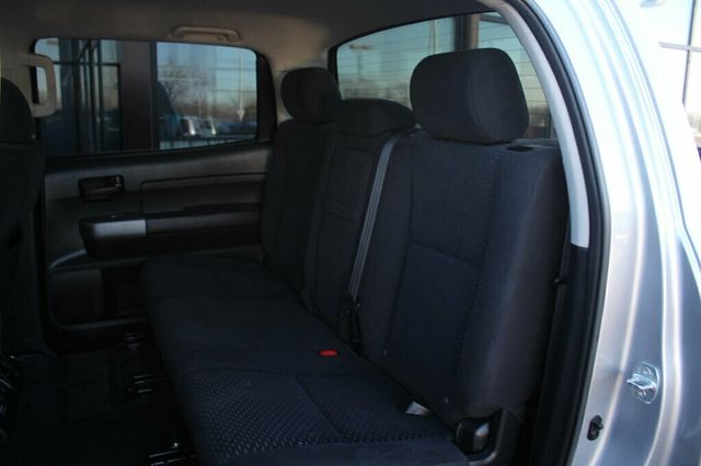 2012 Toyota Tundra 4WD CREWMAX W/ TOW PKG, 18" ALLOY WHEELS - 22963016 - 29