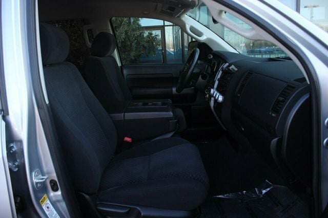 2012 Toyota Tundra 4WD CREWMAX W/ TOW PKG, 18" ALLOY WHEELS - 22963016 - 7