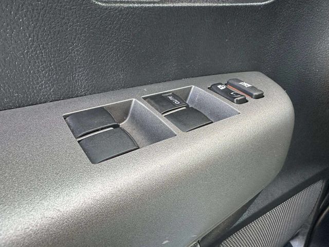 2012 Toyota Tundra Double Cab 4.6L V8 6-Speed Automatic - 22984898 - 32