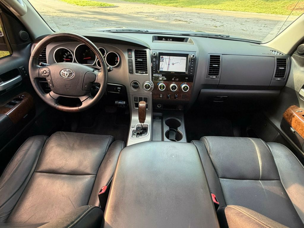 2012 Toyota Tundra Platinum, Limited, 4x4, Heated & Ventilated Seats, Int Woodgrain - 23015074 - 18