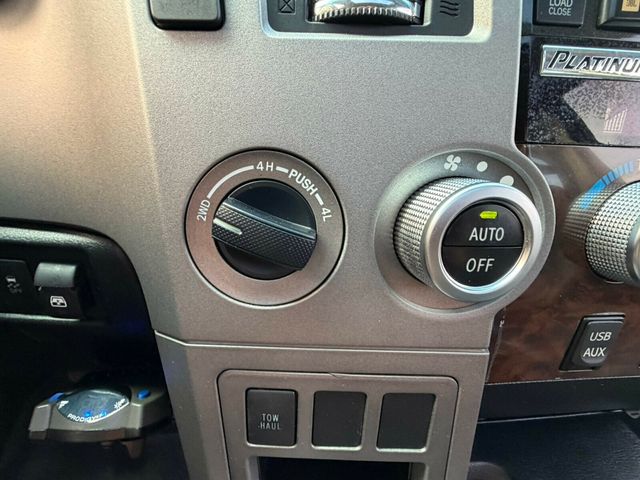 2012 Toyota Tundra Platinum, Limited, 4x4, Heated & Ventilated Seats, Int Woodgrain - 23015074 - 24