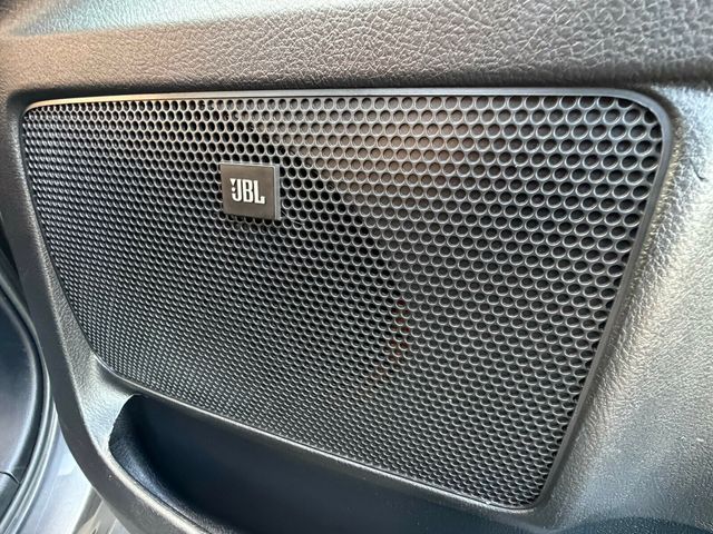 2012 Toyota Tundra Platinum, Limited, 4x4, Heated & Ventilated Seats, Int Woodgrain - 23015074 - 27