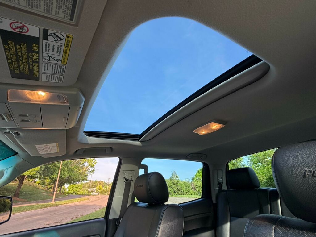 2012 Toyota Tundra Platinum, Limited, 4x4, Heated & Ventilated Seats, Int Woodgrain - 23015074 - 34