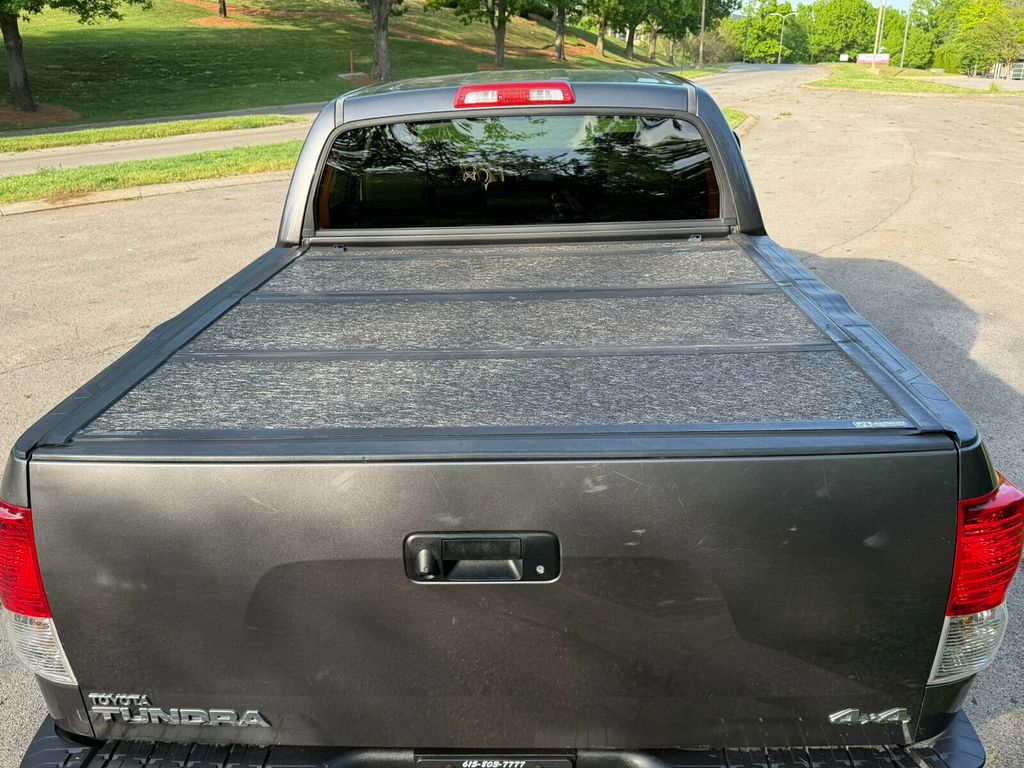 2012 Toyota Tundra Platinum, Limited, 4x4, Heated & Ventilated Seats, Int Woodgrain - 23015074 - 7