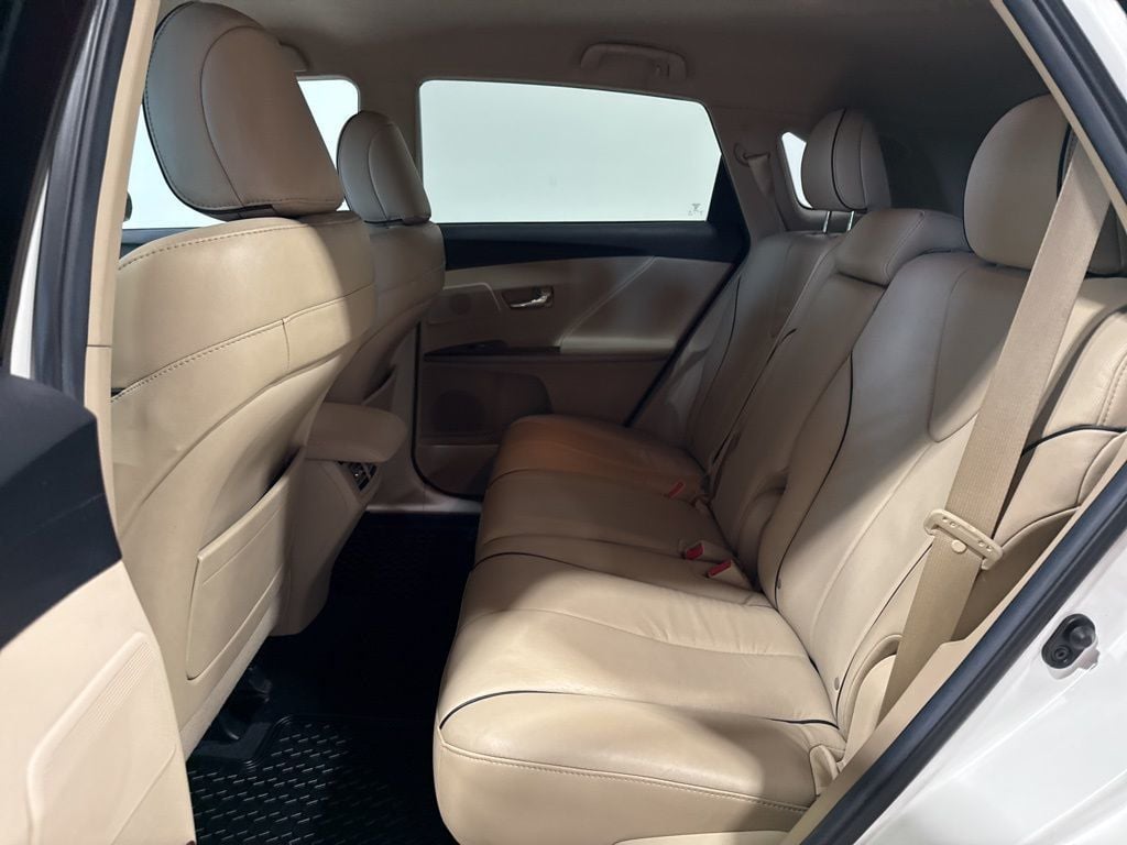 2012 Toyota Venza 4dr Wagon I4 AWD XLE - 23016676 - 26