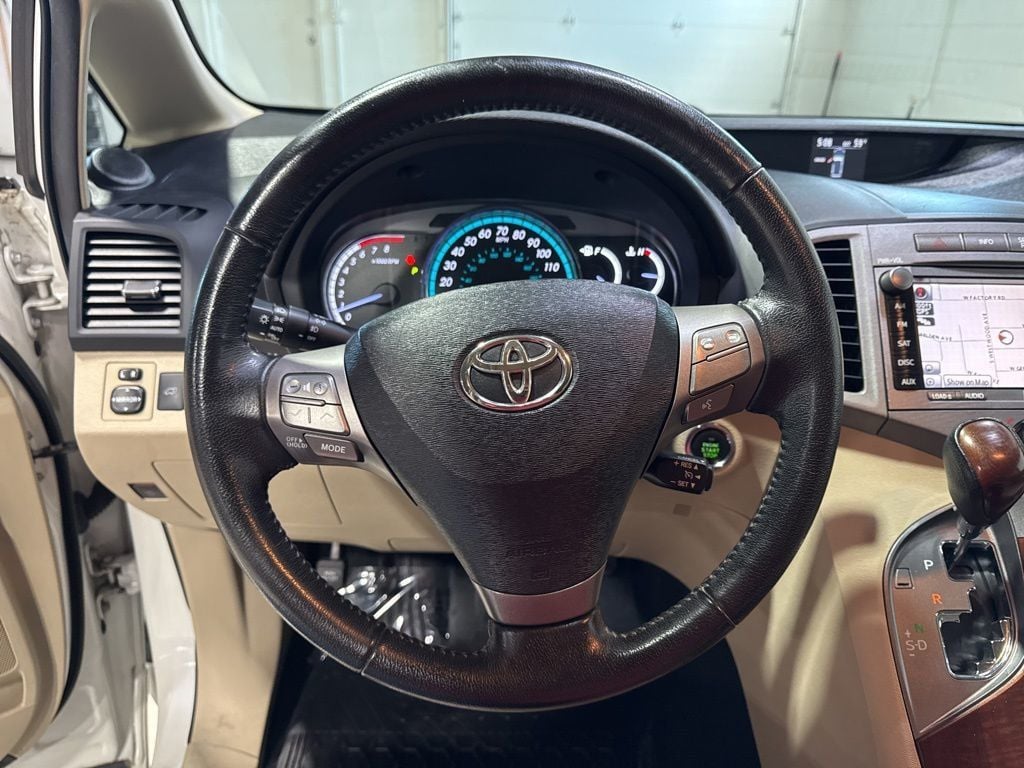 2012 Toyota Venza 4dr Wagon I4 AWD XLE - 23016676 - 8