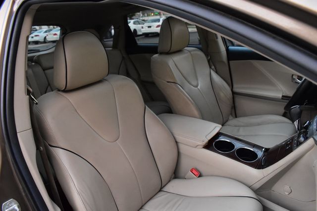 2012 Toyota Venza 4dr Wagon V6 AWD Limited - 22919795 - 17