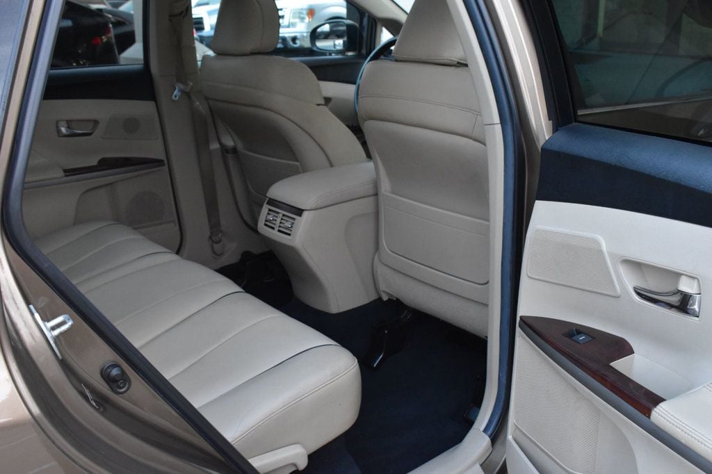 2012 Toyota Venza 4dr Wagon V6 AWD Limited - 22919795 - 24