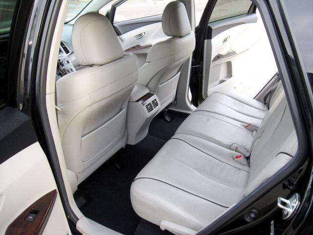 2012 Toyota Venza 4dr Wagon V6 AWD XLE - 22988897 - 27