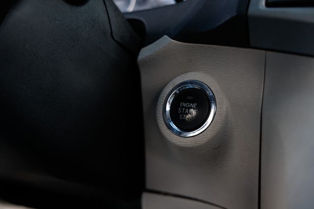 2012 Toyota Venza 4dr Wagon V6 FWD XLE - 22925504 - 30