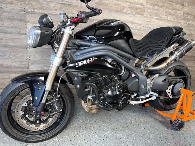 2012 Triumph Speed Triple 1050 LOW MILES! - 22966829 - 10