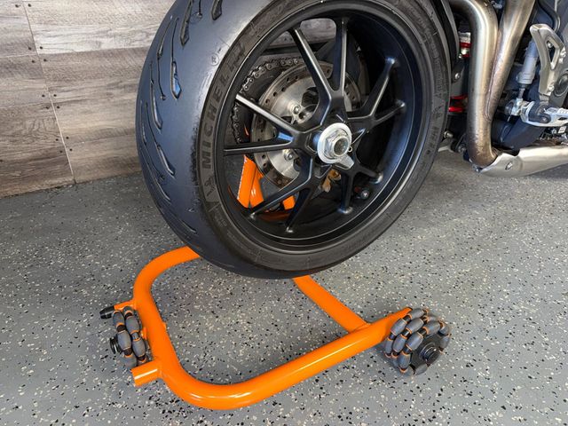 2012 Triumph Speed Triple 1050 LOW MILES! - 22966829 - 8