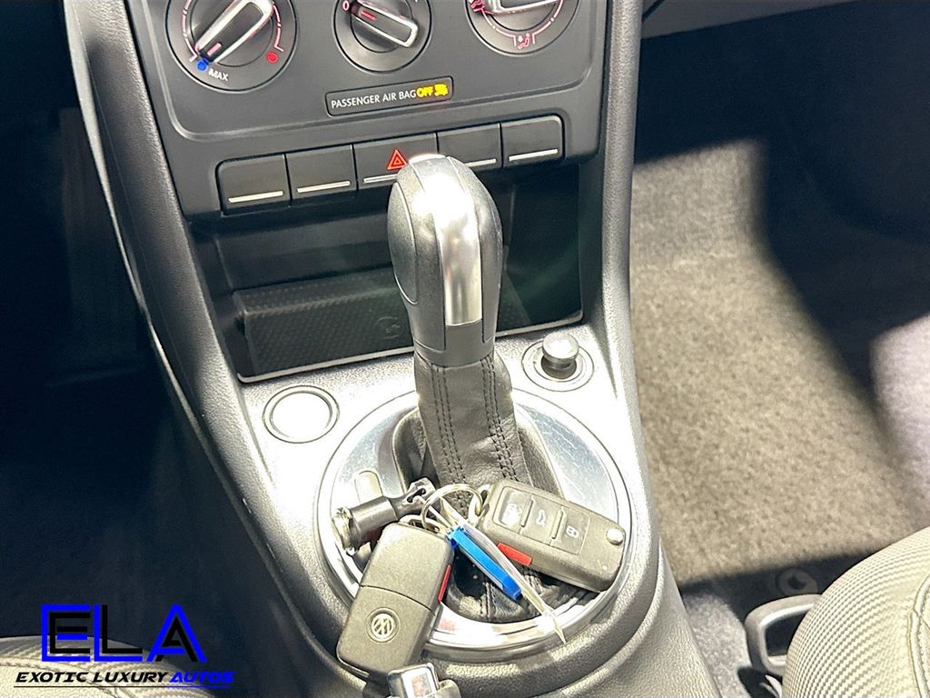 2012 Volkswagen Beetle 2.5L photo 15