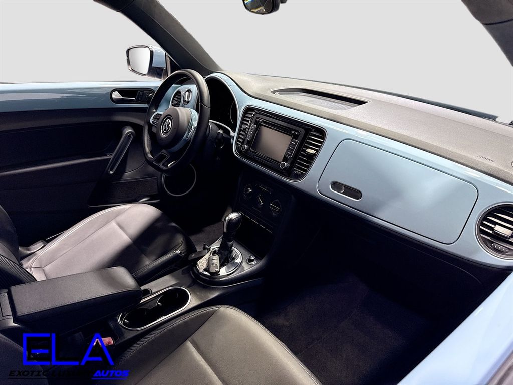 2012 Volkswagen Beetle 2.5L photo 22