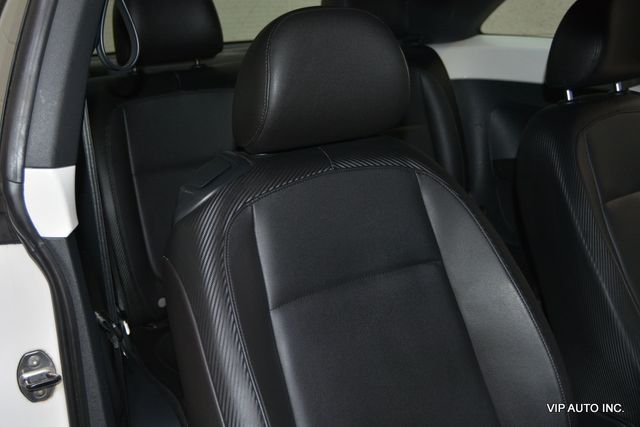 2012 Volkswagen Beetle 2dr Coupe Automatic 2.5L - 22951849 - 11