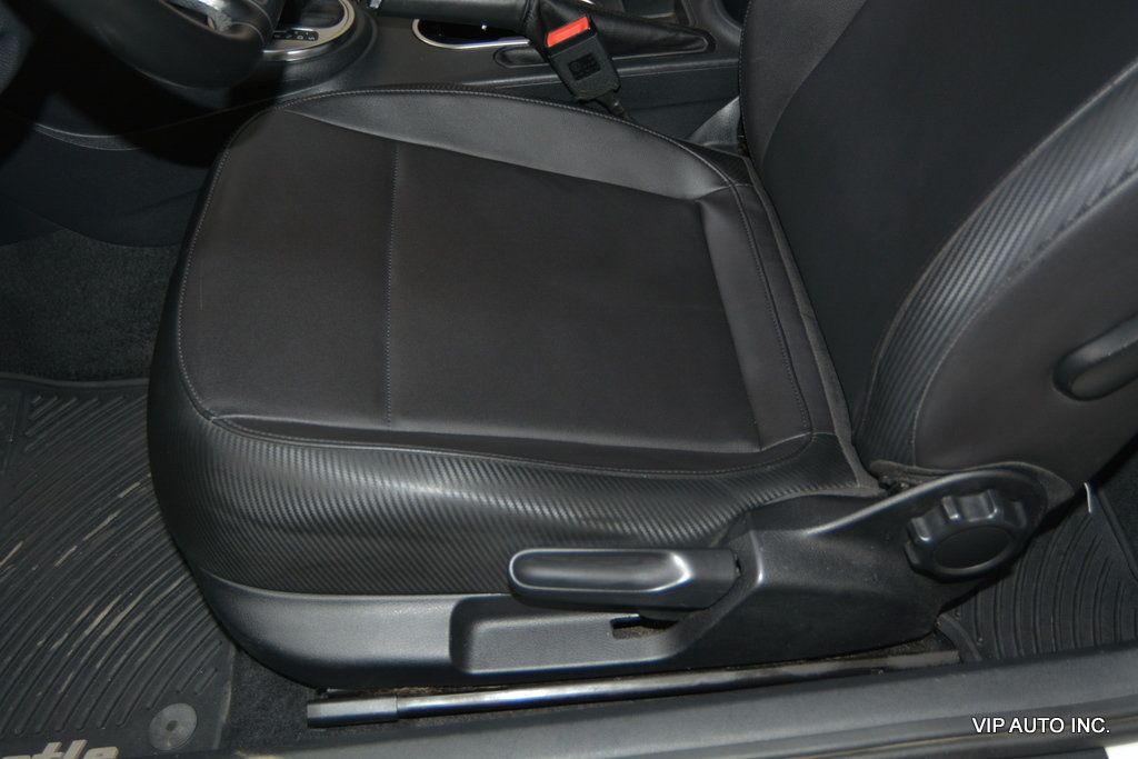 2012 Volkswagen Beetle 2dr Coupe Automatic 2.5L - 22951849 - 14