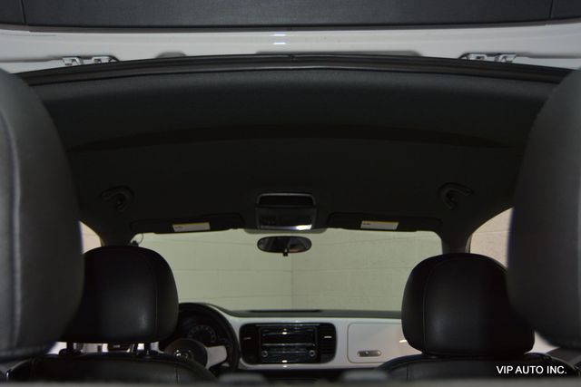 2012 Volkswagen Beetle 2dr Coupe Automatic 2.5L - 22951849 - 16