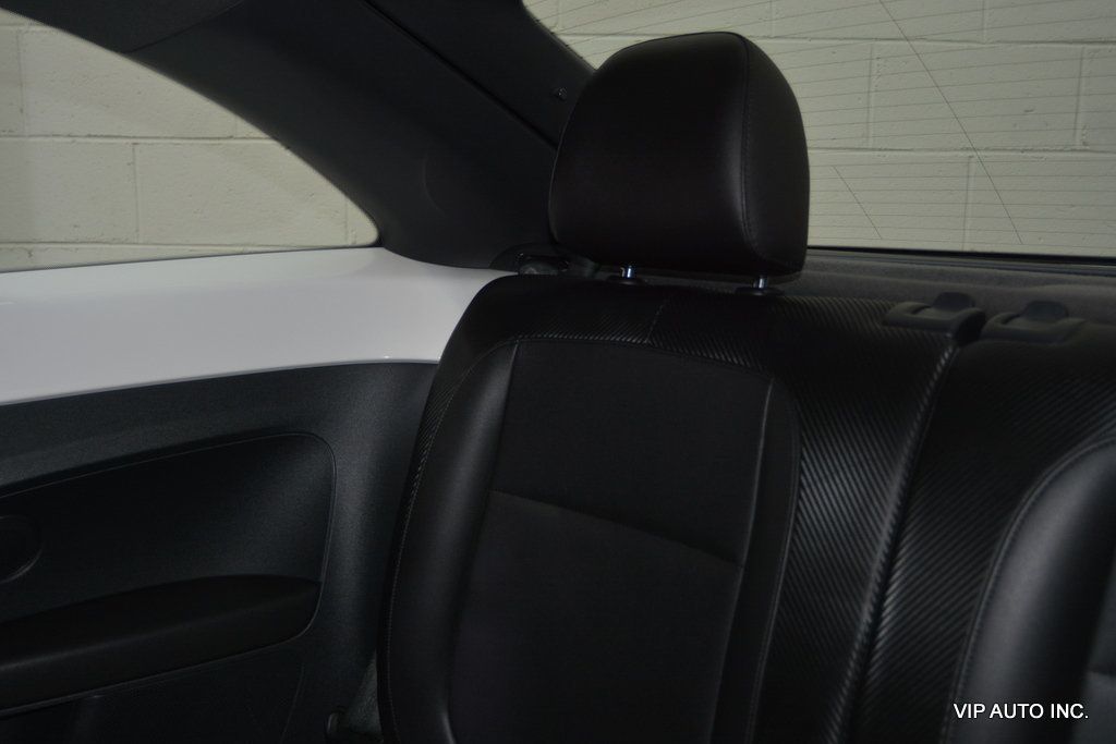 2012 Volkswagen Beetle 2dr Coupe Automatic 2.5L - 22951849 - 17