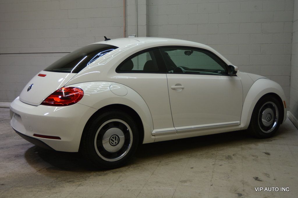 2012 Volkswagen Beetle 2dr Coupe Automatic 2.5L - 22951849 - 24