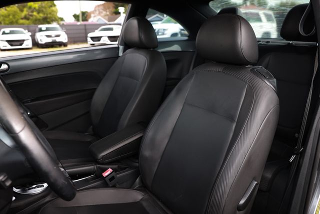 2012 Volkswagen Beetle 2dr Coupe Automatic 2.5L PZEV - 23027121 - 8