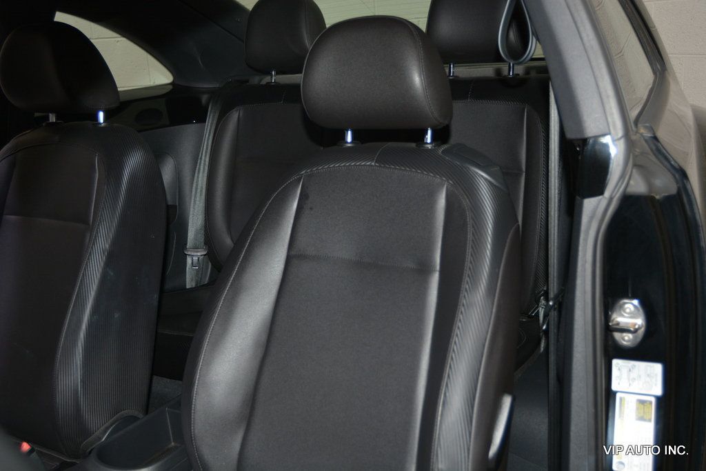 2012 Volkswagen Beetle 2dr Coupe Automatic 2.5L PZEV - 23022908 - 18