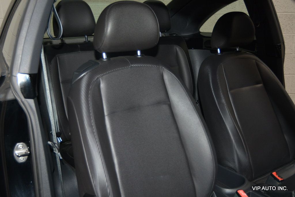 2012 Volkswagen Beetle 2dr Coupe Automatic 2.5L PZEV - 23022908 - 19