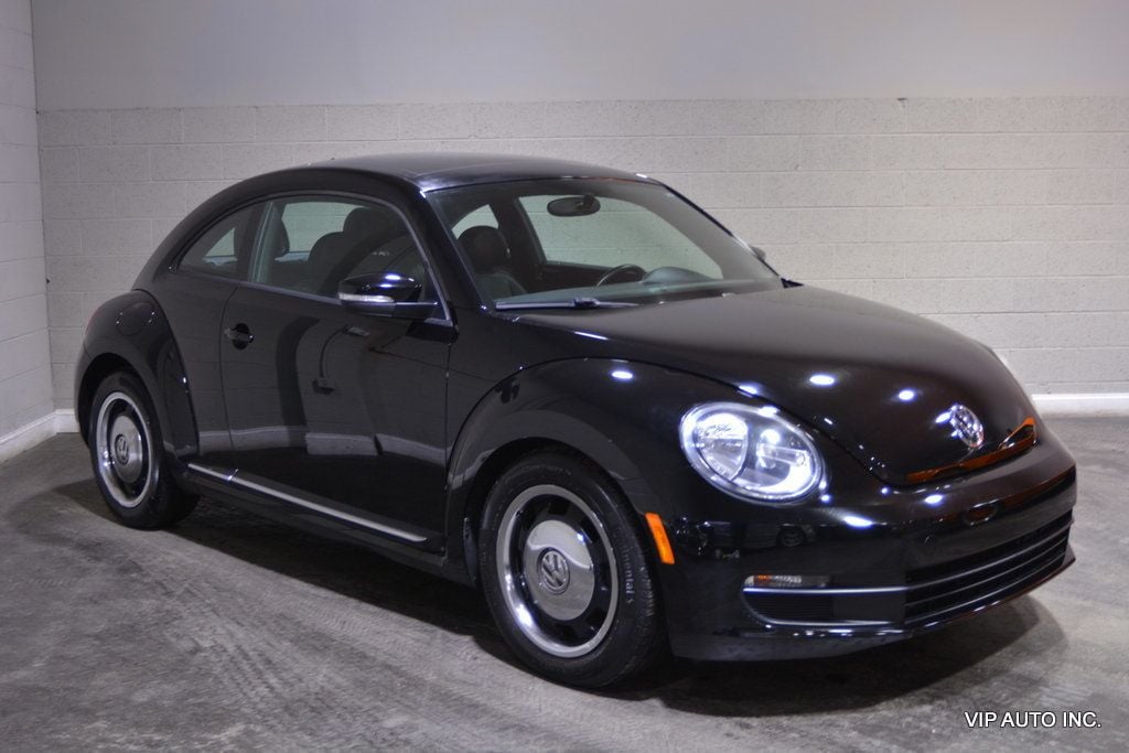 2012 Volkswagen Beetle 2dr Coupe Automatic 2.5L w/Sun/Sound/Nav - 22608320 - 0