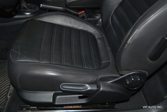 2012 Volkswagen Beetle 2dr Coupe DSG 2.0T Turbo - 22907721 - 14