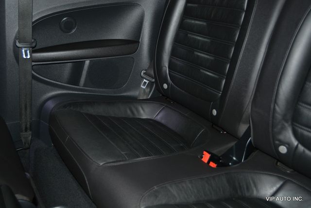 2012 Volkswagen Beetle 2dr Coupe DSG 2.0T Turbo - 22907721 - 18