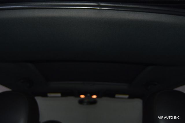 2012 Volkswagen Beetle 2dr Coupe DSG 2.0T Turbo - 22907721 - 25