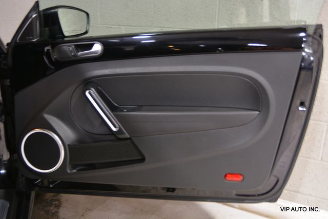 2012 Volkswagen Beetle 2dr Coupe DSG 2.0T Turbo - 22907721 - 7