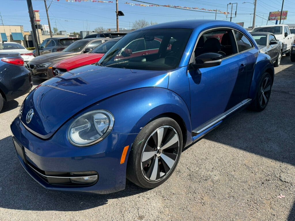 2012 Volkswagen Beetle 2dr Coupe Manual 2.0T Turbo PZEV - 23005355 | Video 1