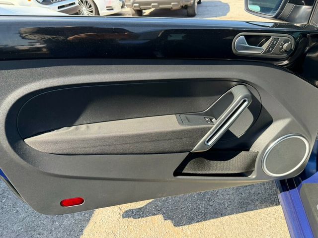 2012 Volkswagen Beetle 2dr Coupe Manual 2.0T Turbo PZEV - 23005355 - 19