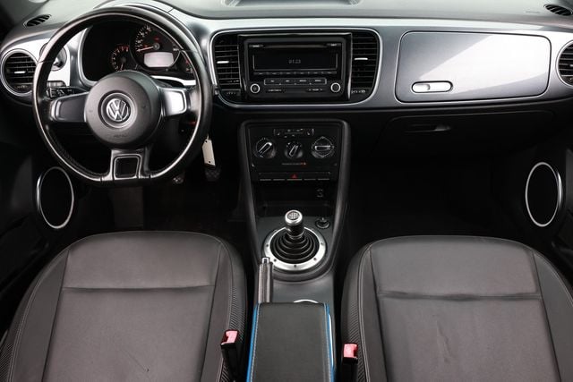 2012 Volkswagen Beetle 2dr Coupe Manual 2.5L PZEV - 23061811 - 1