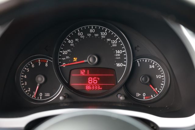 2012 Volkswagen Beetle 2.5 - Photo 27