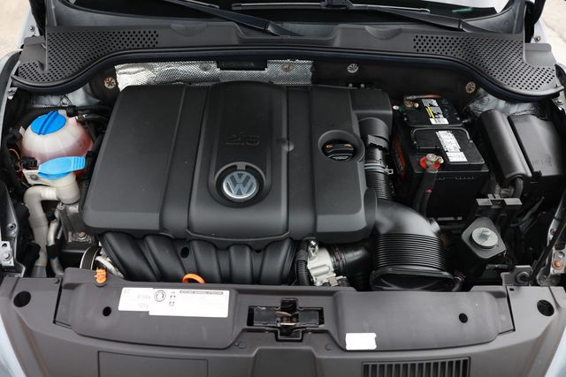 2012 Volkswagen Beetle 2.5 - Photo 42