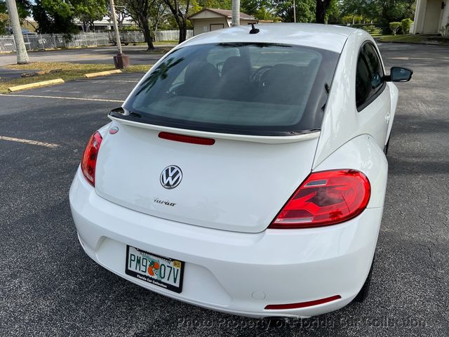 2012 Volkswagen Beetle Black Turbo Coupe DSG PZEV - 22787758 - 17