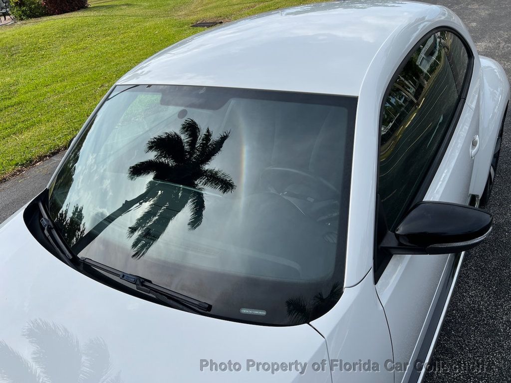 2012 Volkswagen Beetle Black Turbo Coupe DSG PZEV - 22787758 - 24