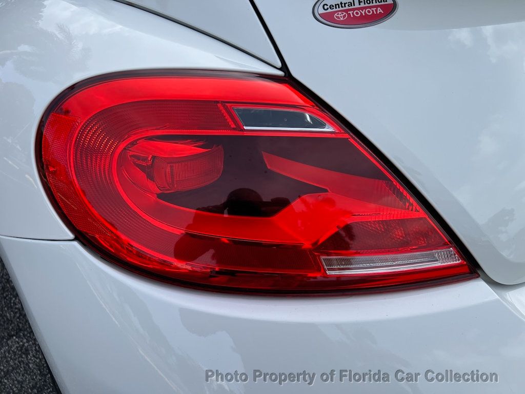 2012 Volkswagen Beetle Black Turbo Coupe DSG PZEV - 22787758 - 30