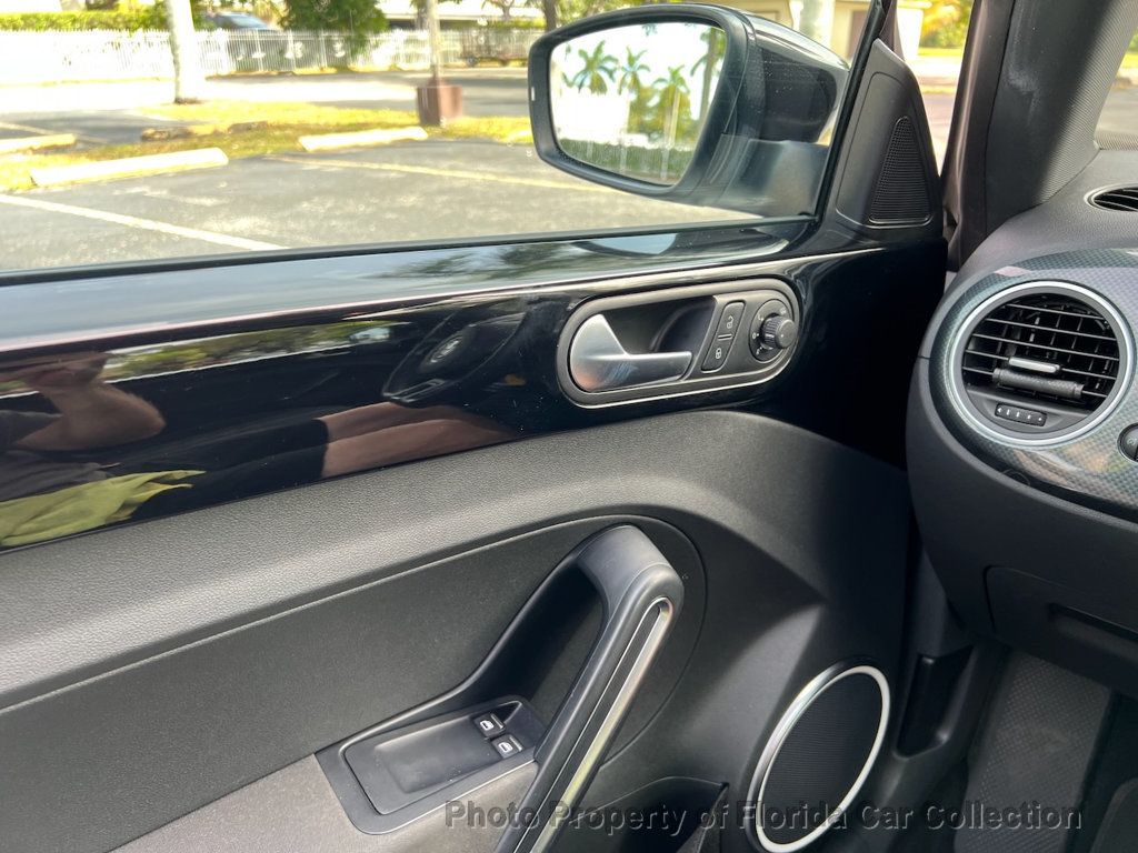 2012 Volkswagen Beetle Black Turbo Coupe DSG PZEV - 22787758 - 57