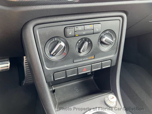 2012 Volkswagen Beetle Black Turbo Coupe DSG PZEV - 22787758 - 66