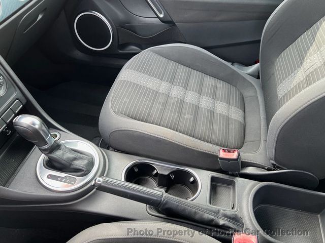 2012 Volkswagen Beetle Black Turbo Coupe DSG PZEV - 22787758 - 67